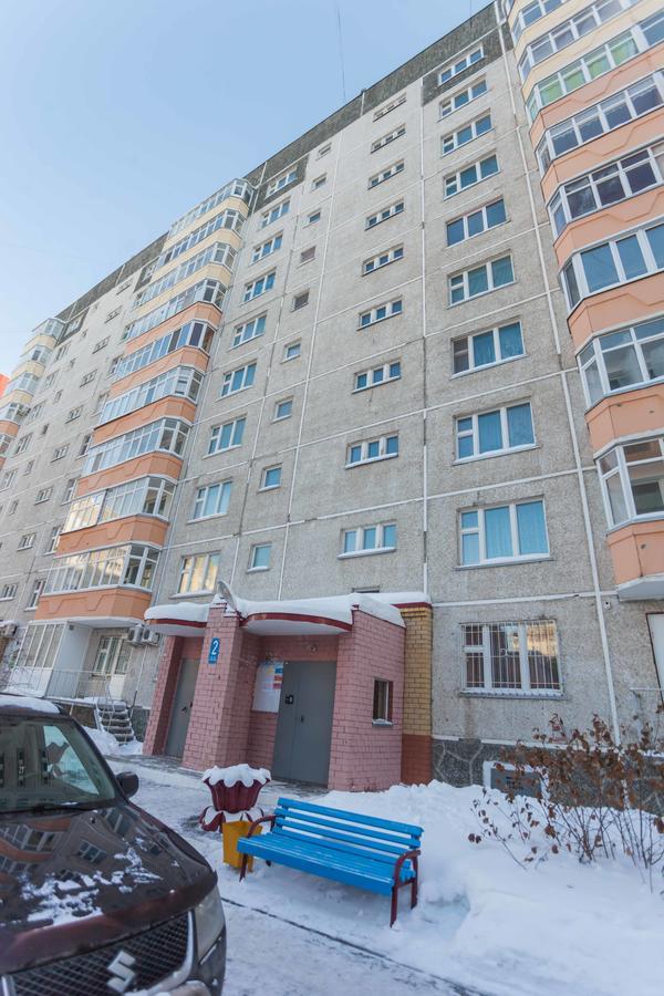 Apartment On Permyakova 76 Tyumen Esterno foto